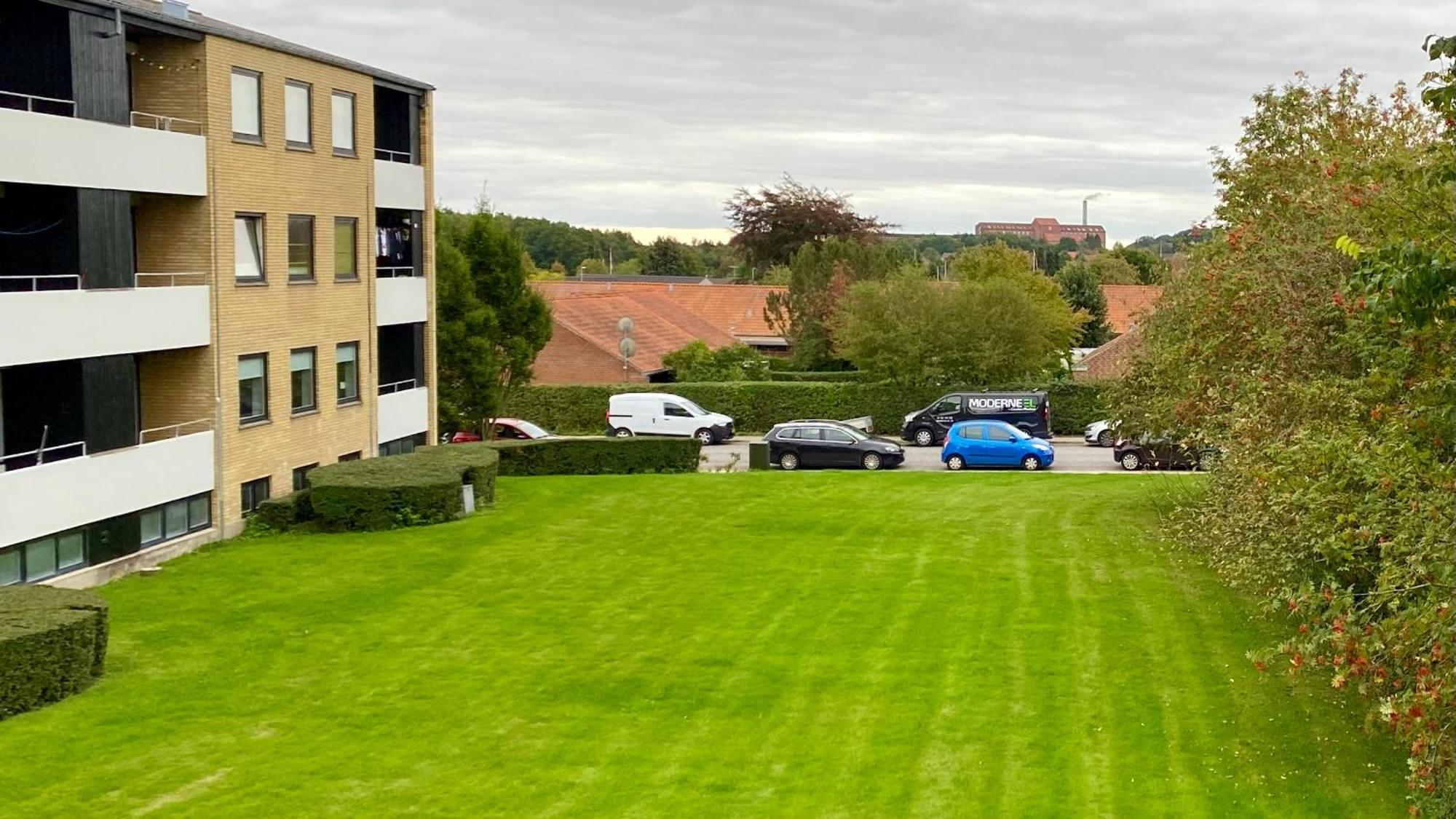 Stor 2 Vaerelses Lejlighed Randers Bagian luar foto