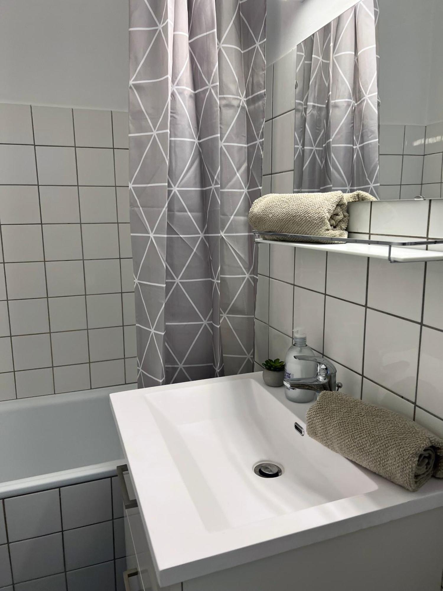 Stor 2 Vaerelses Lejlighed Randers Bagian luar foto